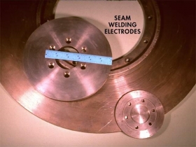 A1 177 Photo of seam welding wheels